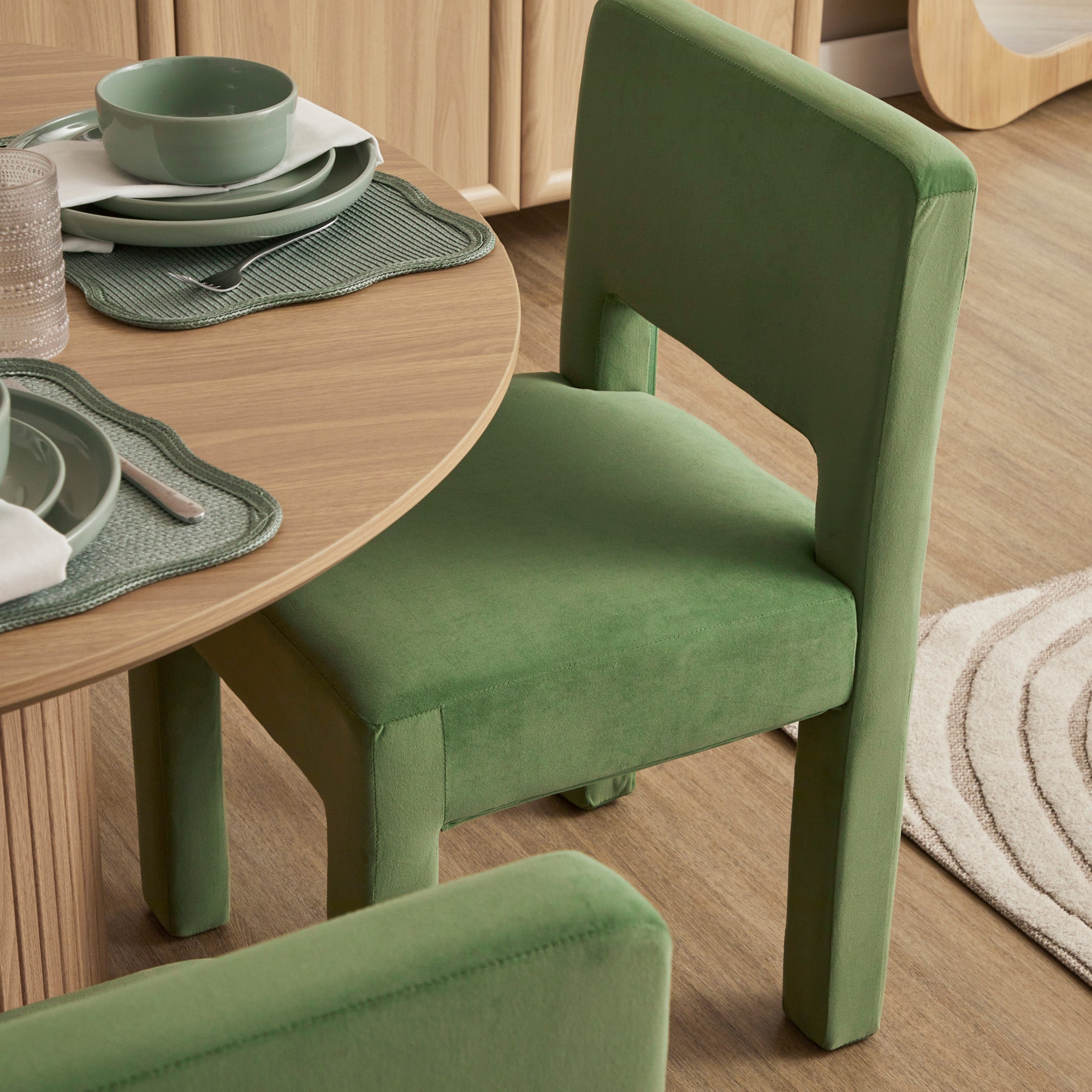Claude Set of 4 Dining Chairs Green Velvet