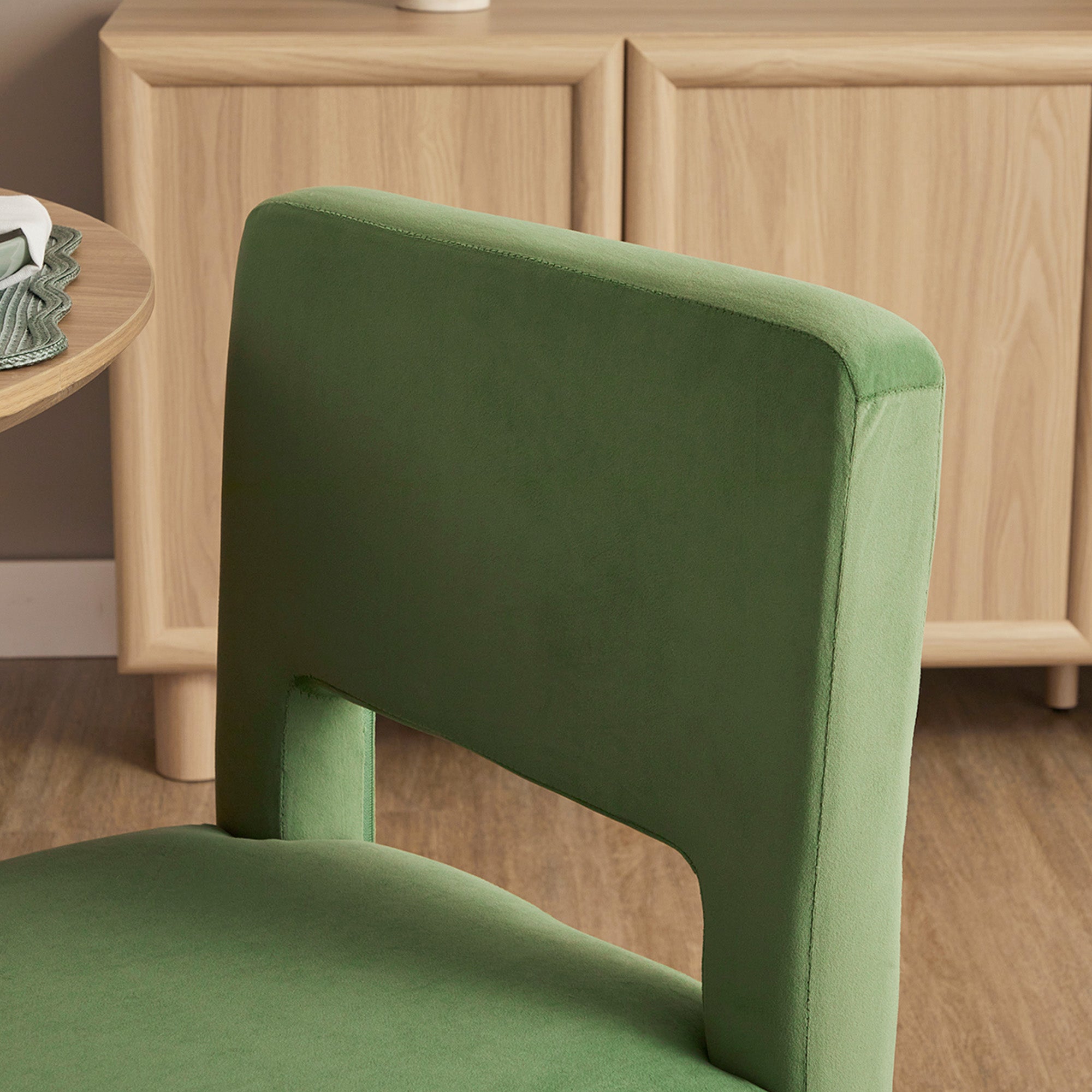 Claude Set of 4 Dining Chairs Green Velvet