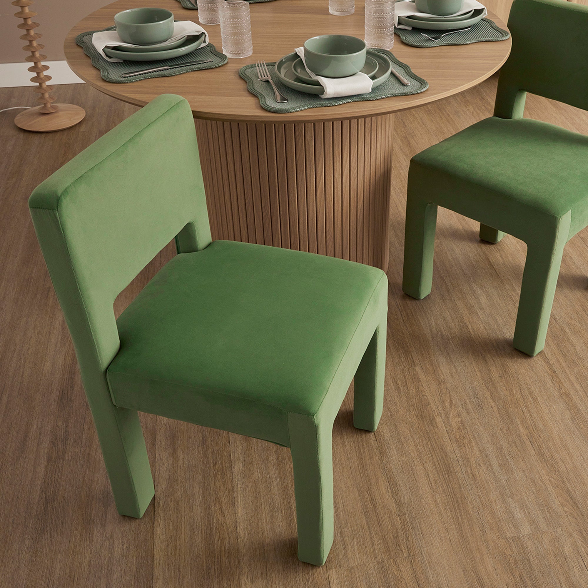 Claude Set of 4 Dining Chairs Green Velvet