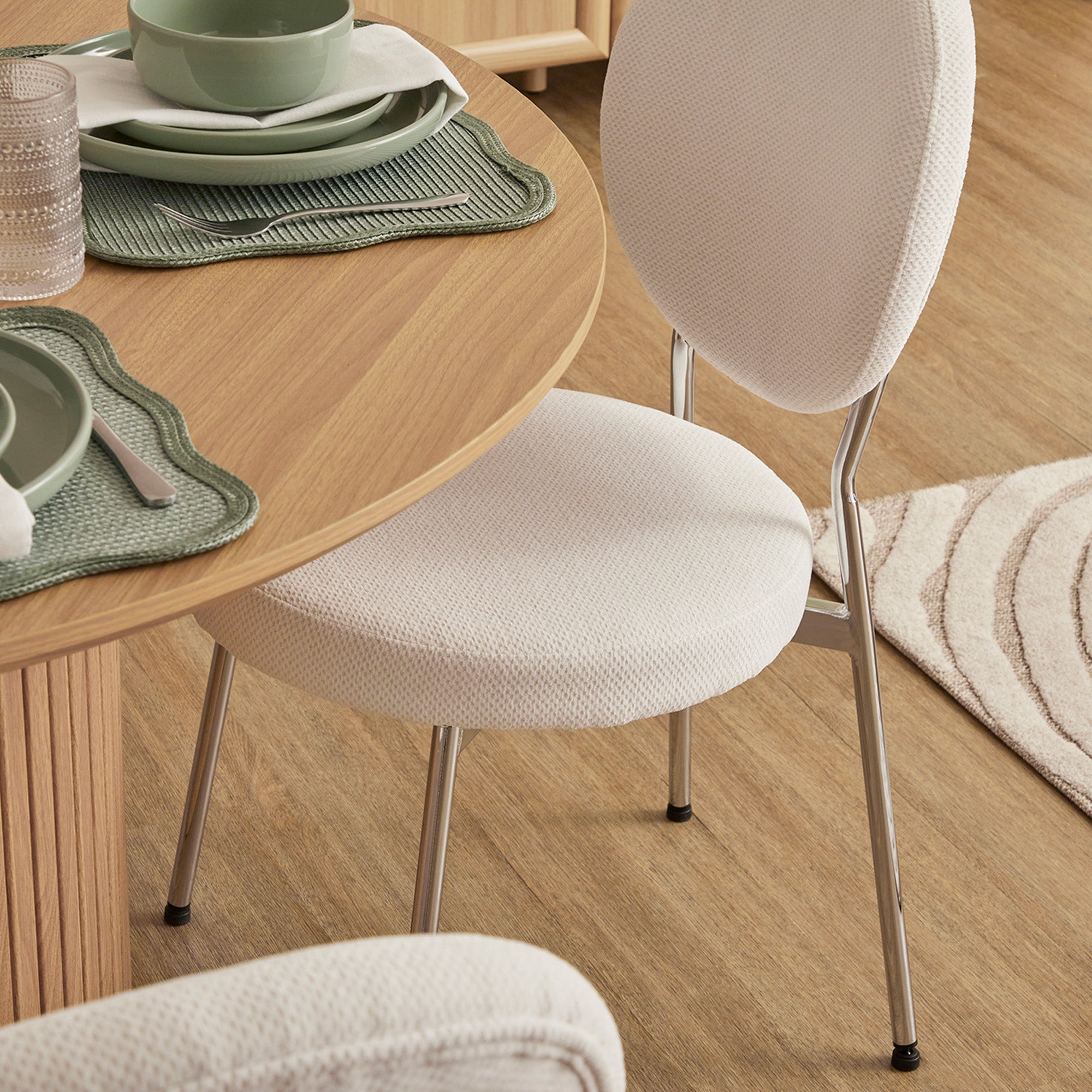 Dora Set of 4 Dining Chairs Chrome and Cream