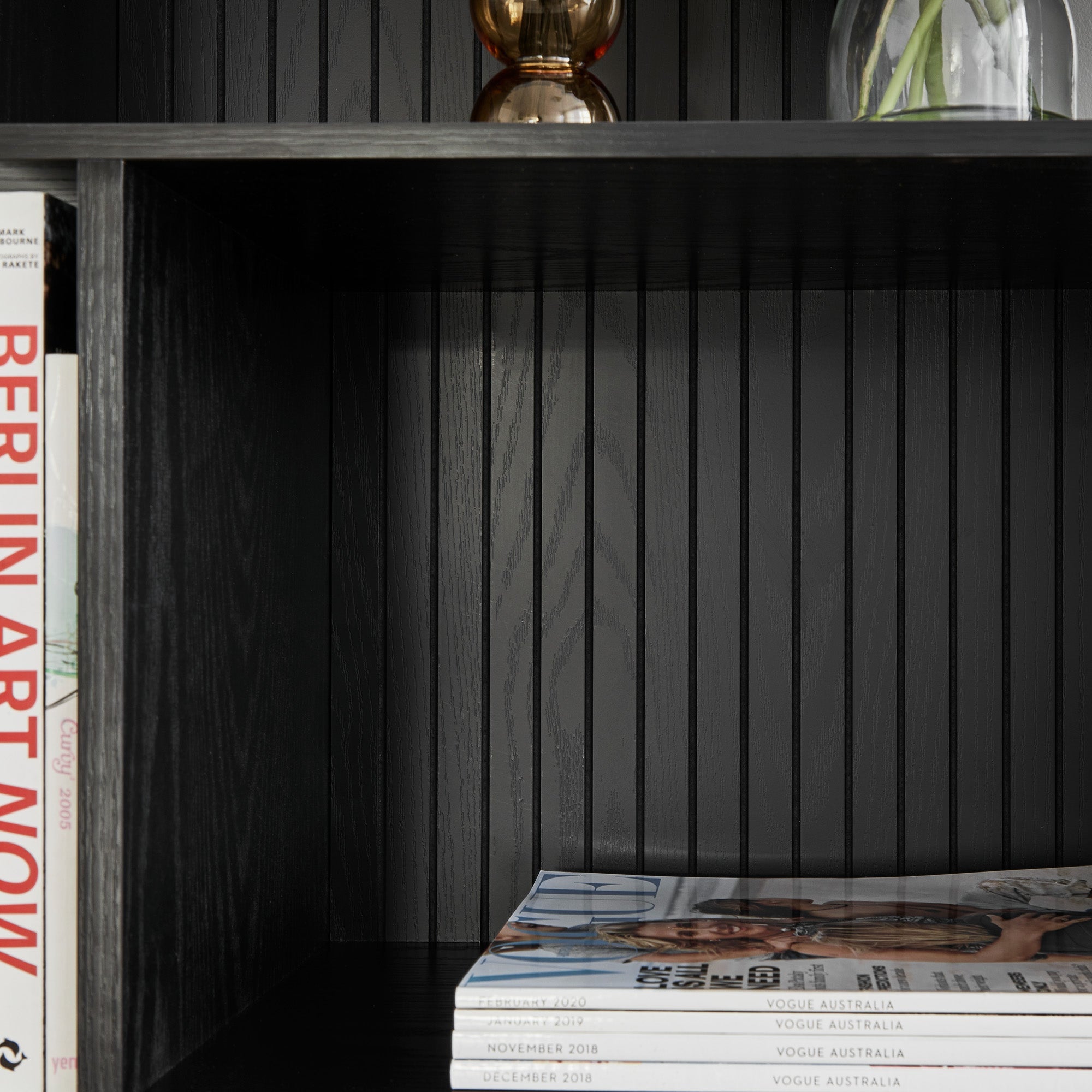 Apia Bookshelf Black