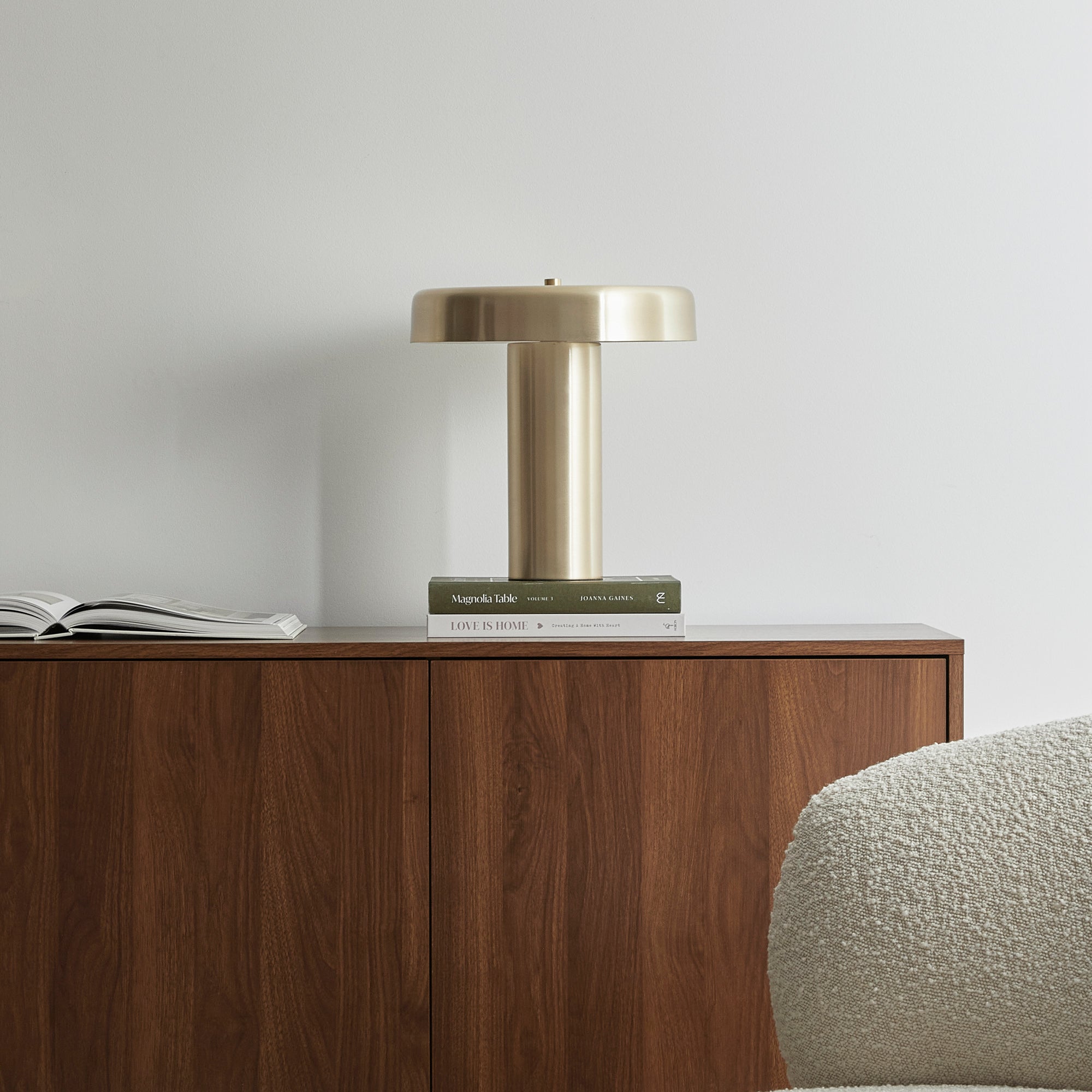 Eclipse Table Lamp Gold