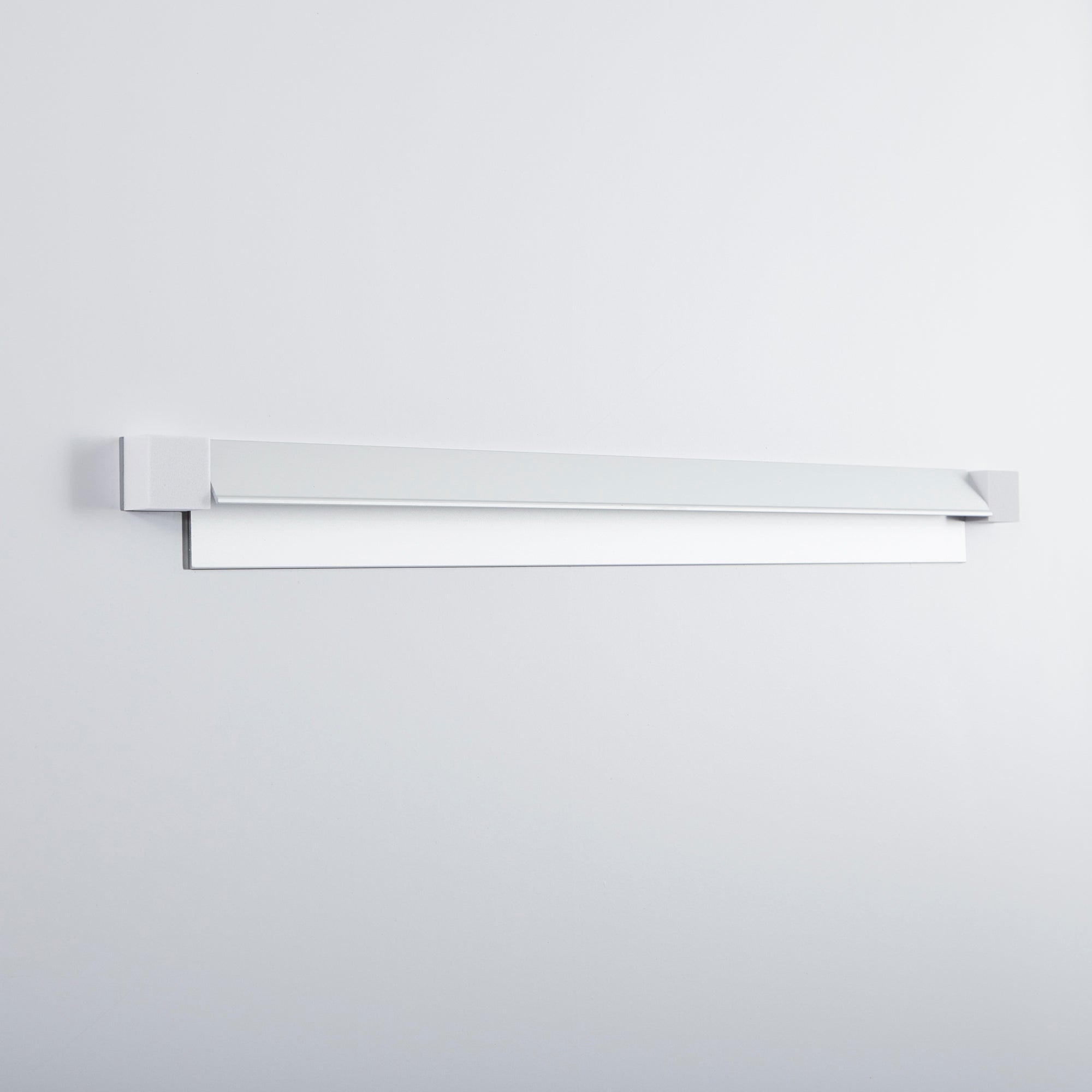 Luna 180cm Arch Front Illuminated Mirror Black