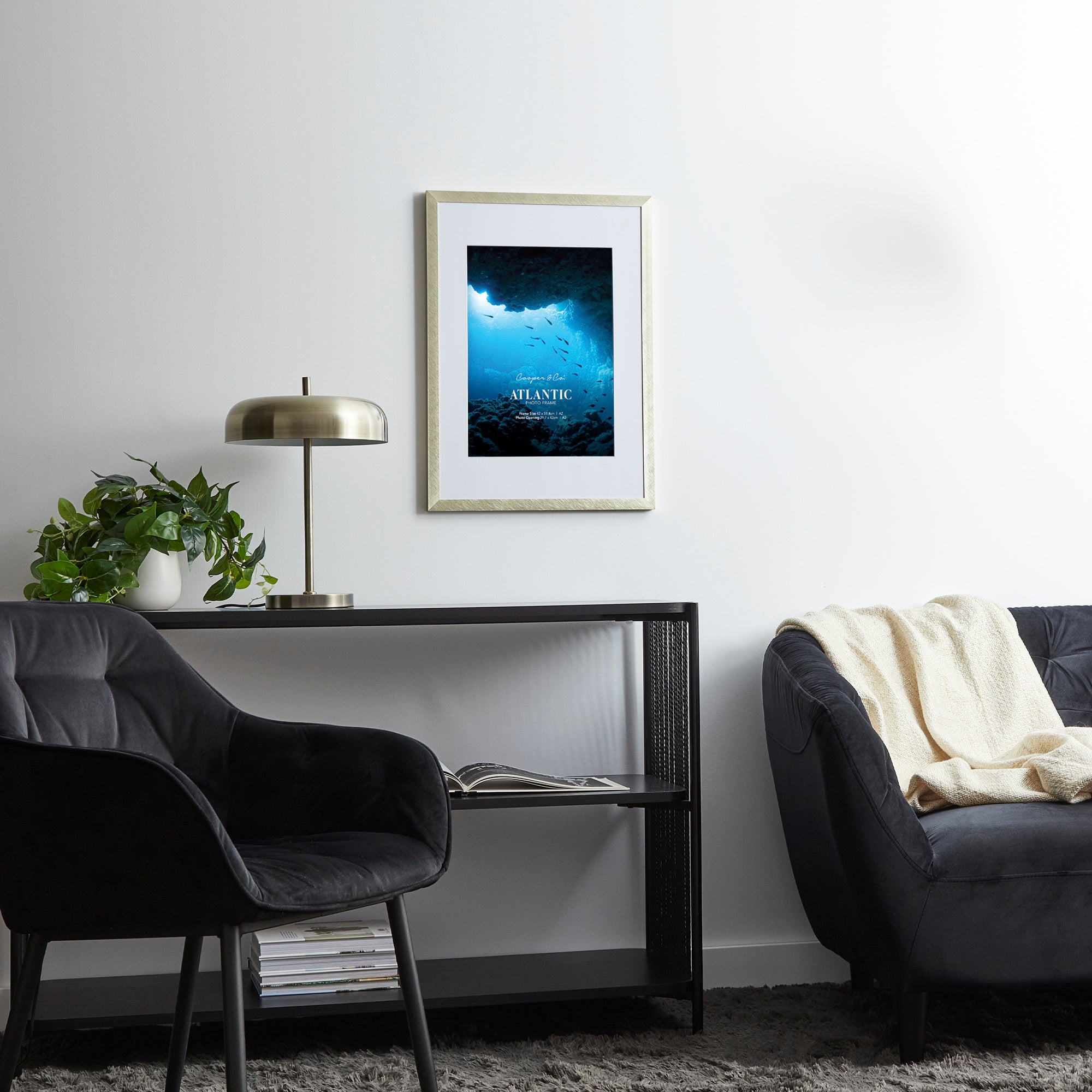 A2 Mat to A3 Boldline Metal Photo Frame