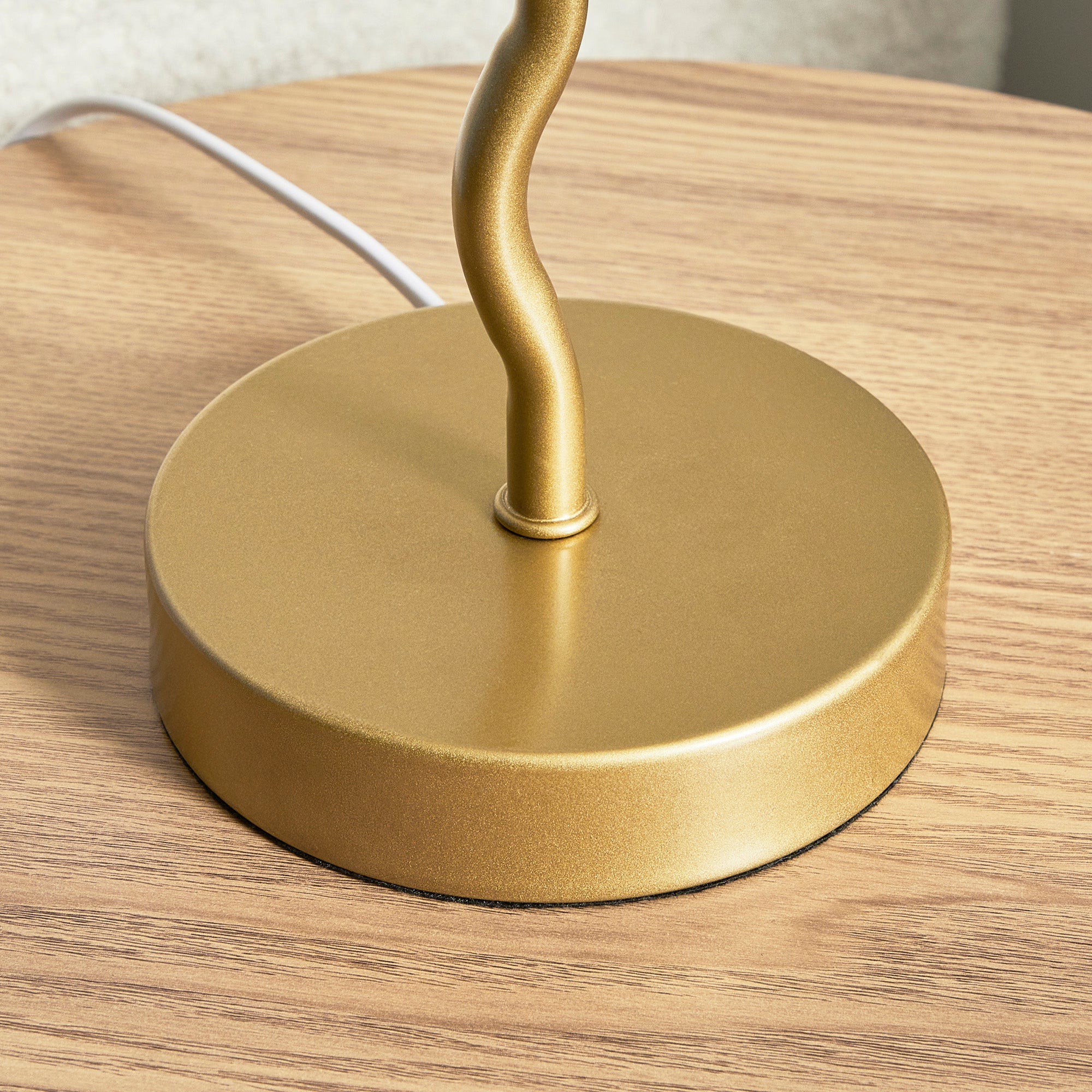 Lulu Squiggle Table Lamp Gold