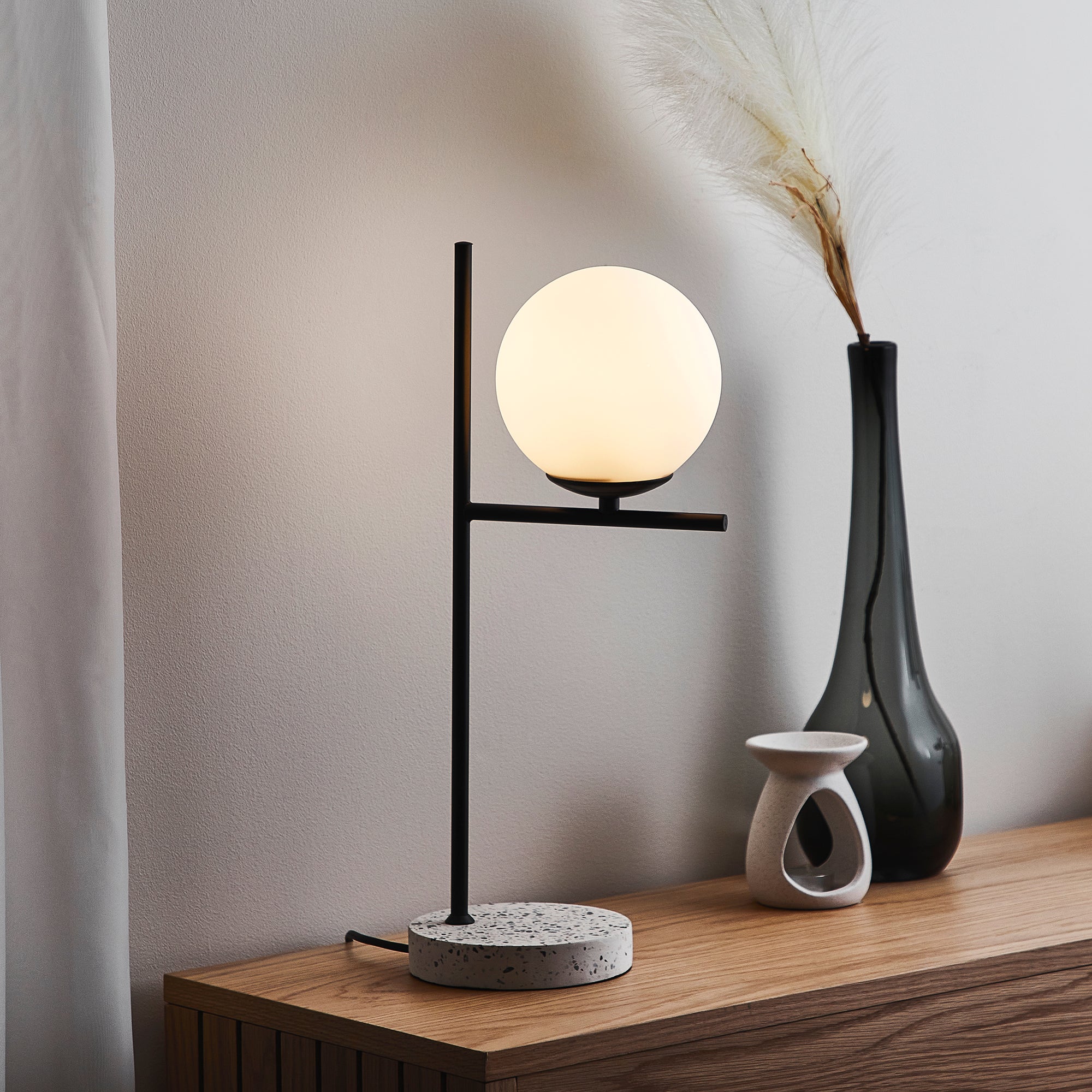 Mateo Table Lamp Black