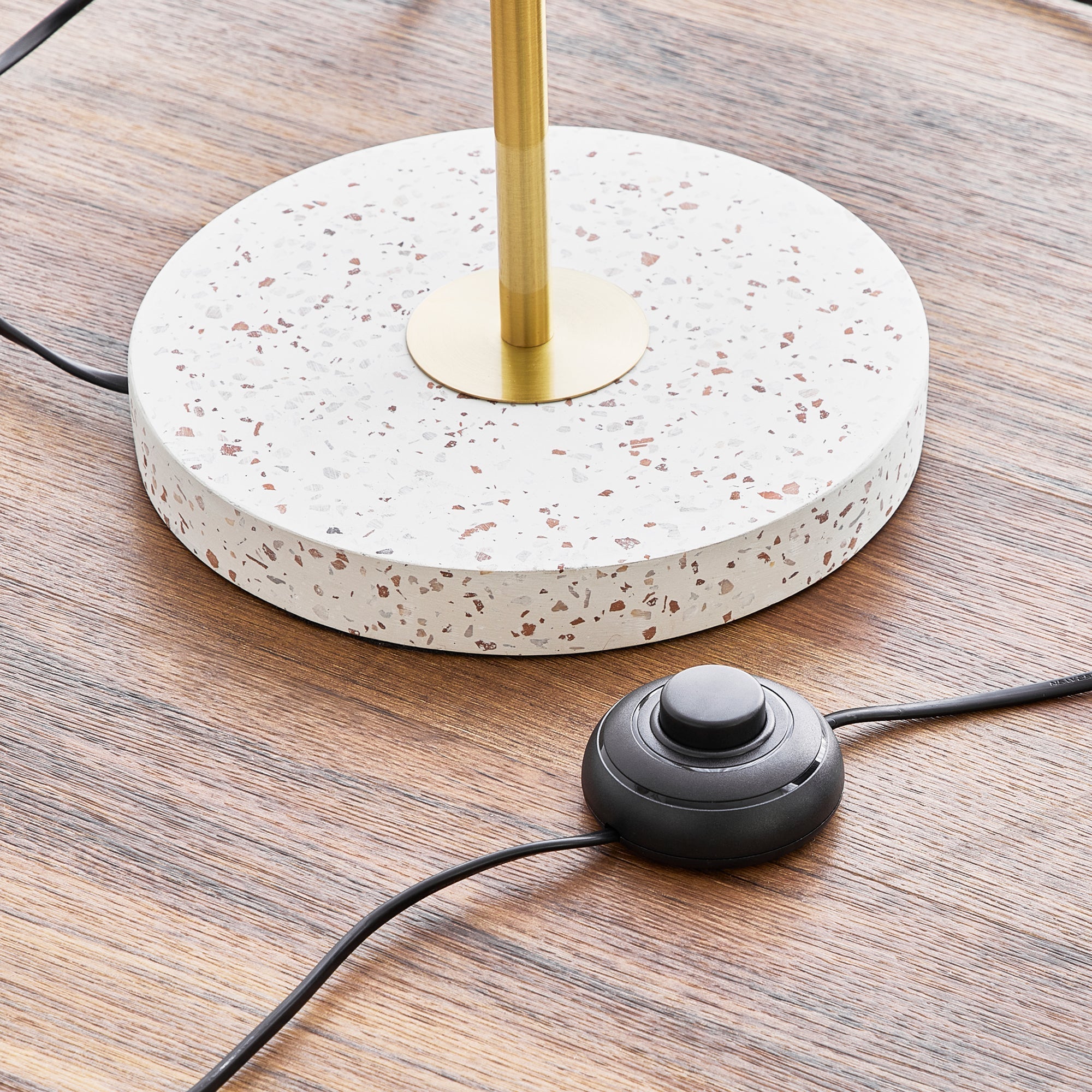 Mateo Floor Lamp Gold