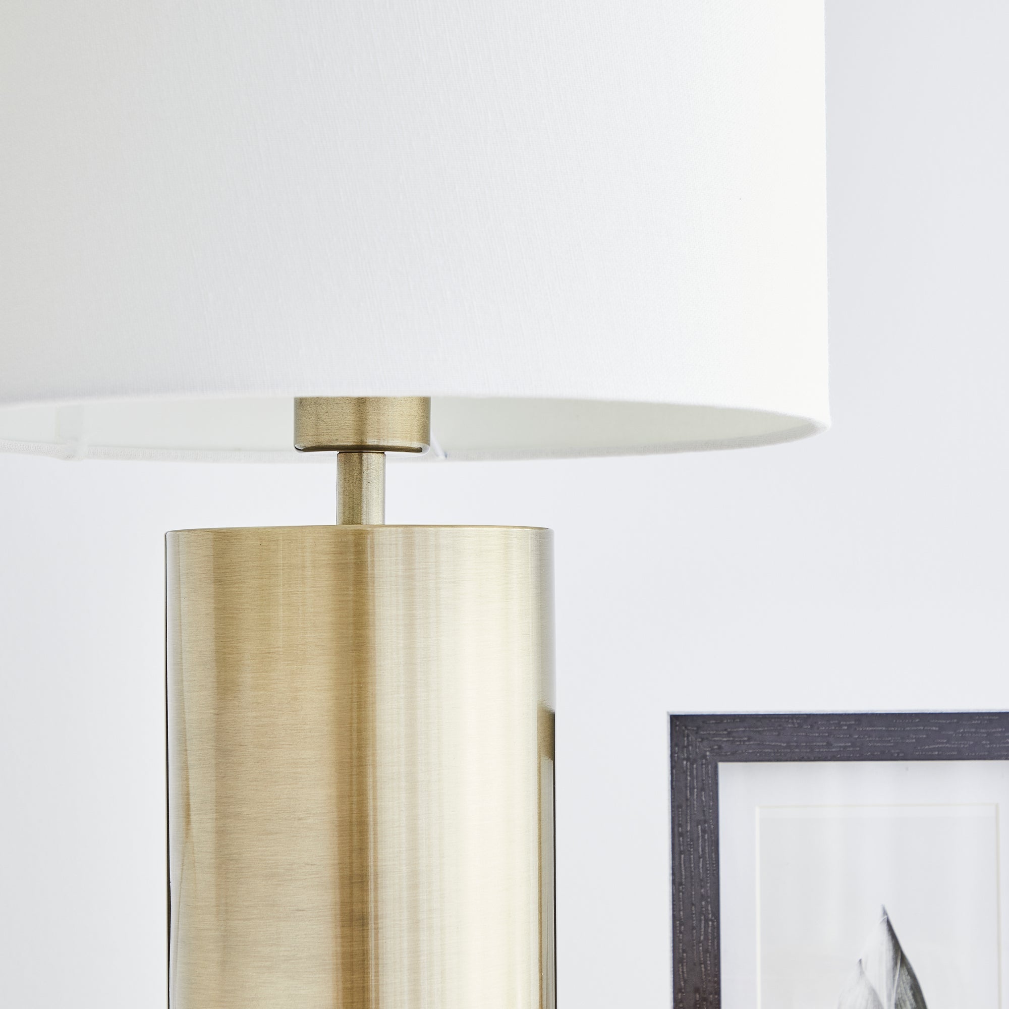 Ezra Table Lamp Gold