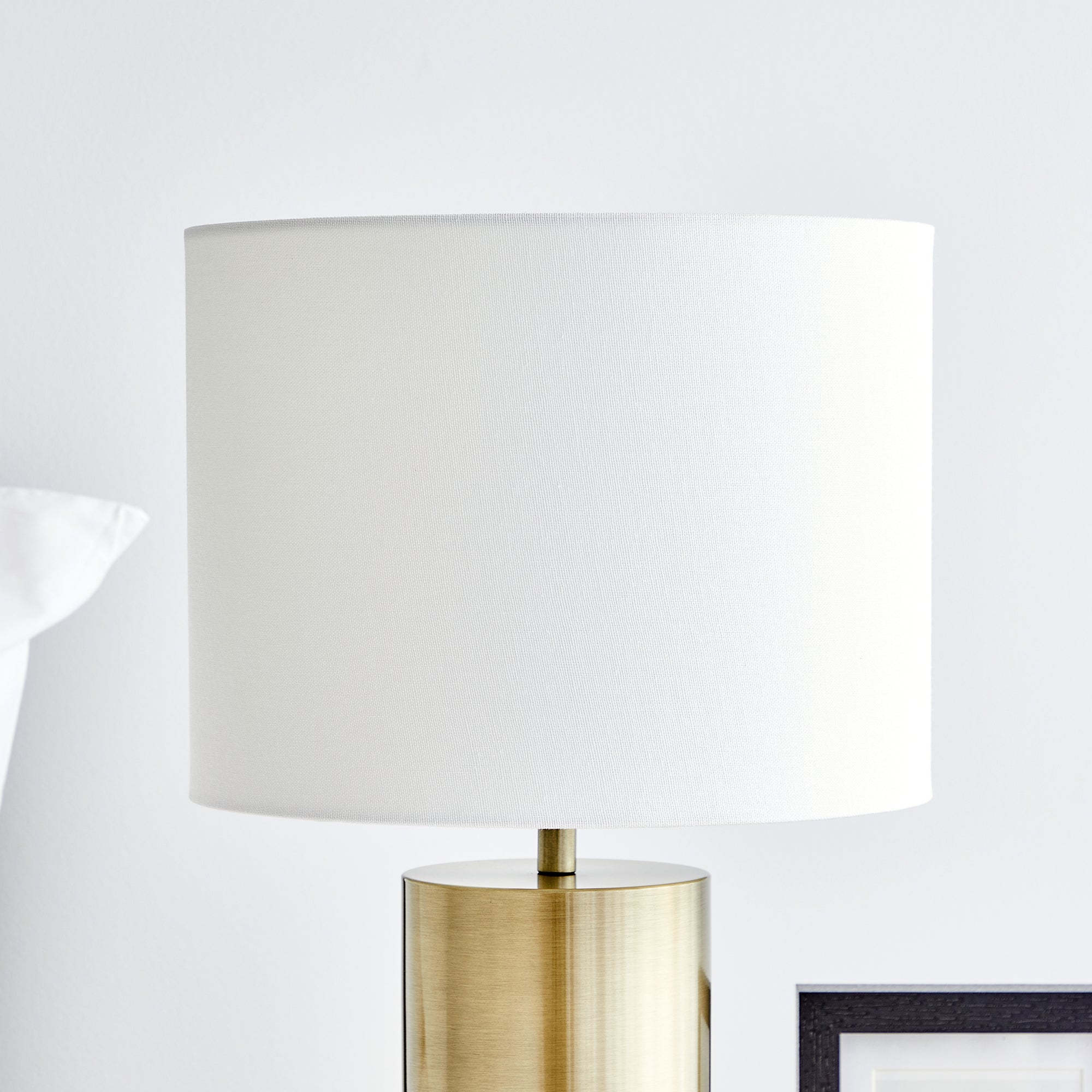 Ezra Table Lamp Gold