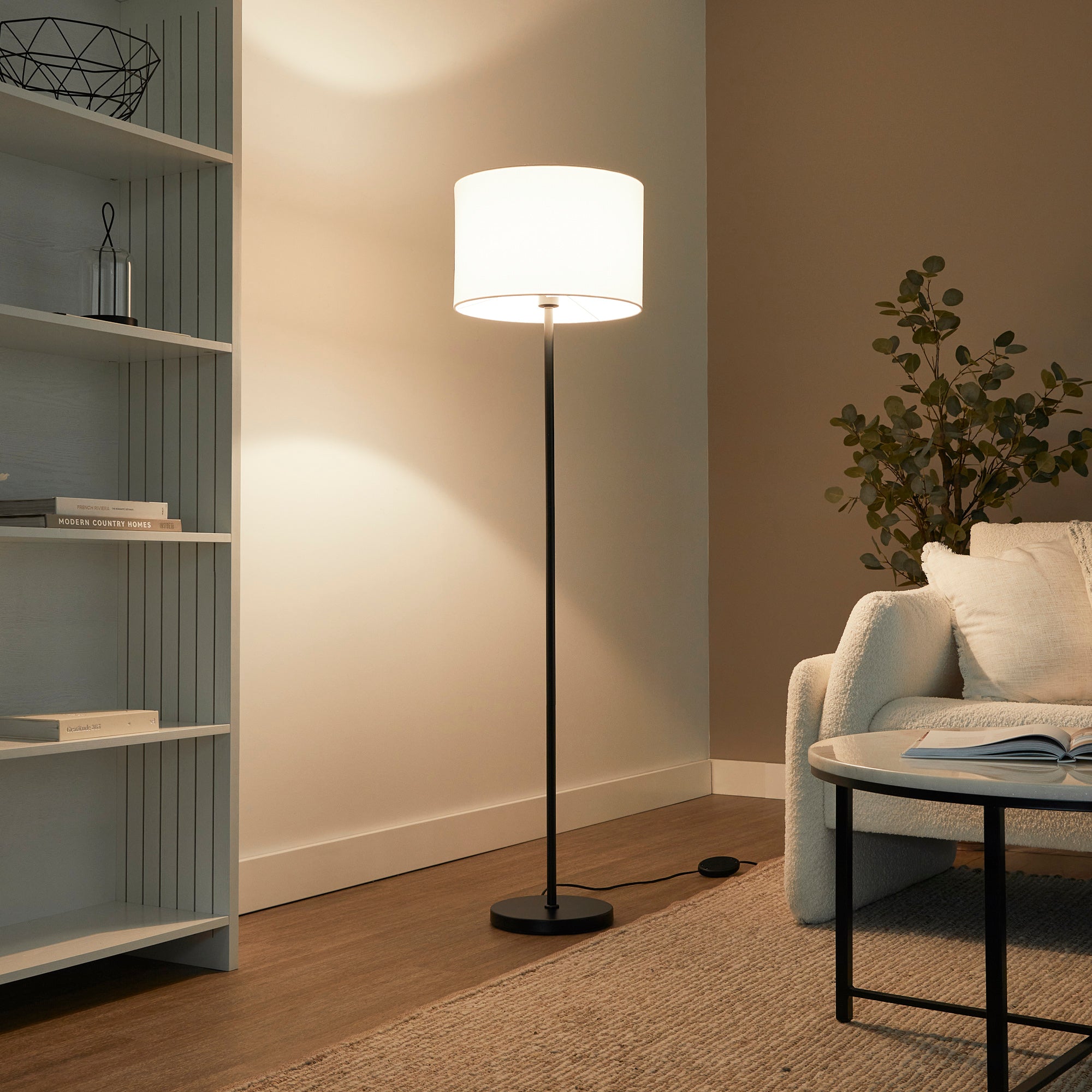 Ella Floor Lamp Black