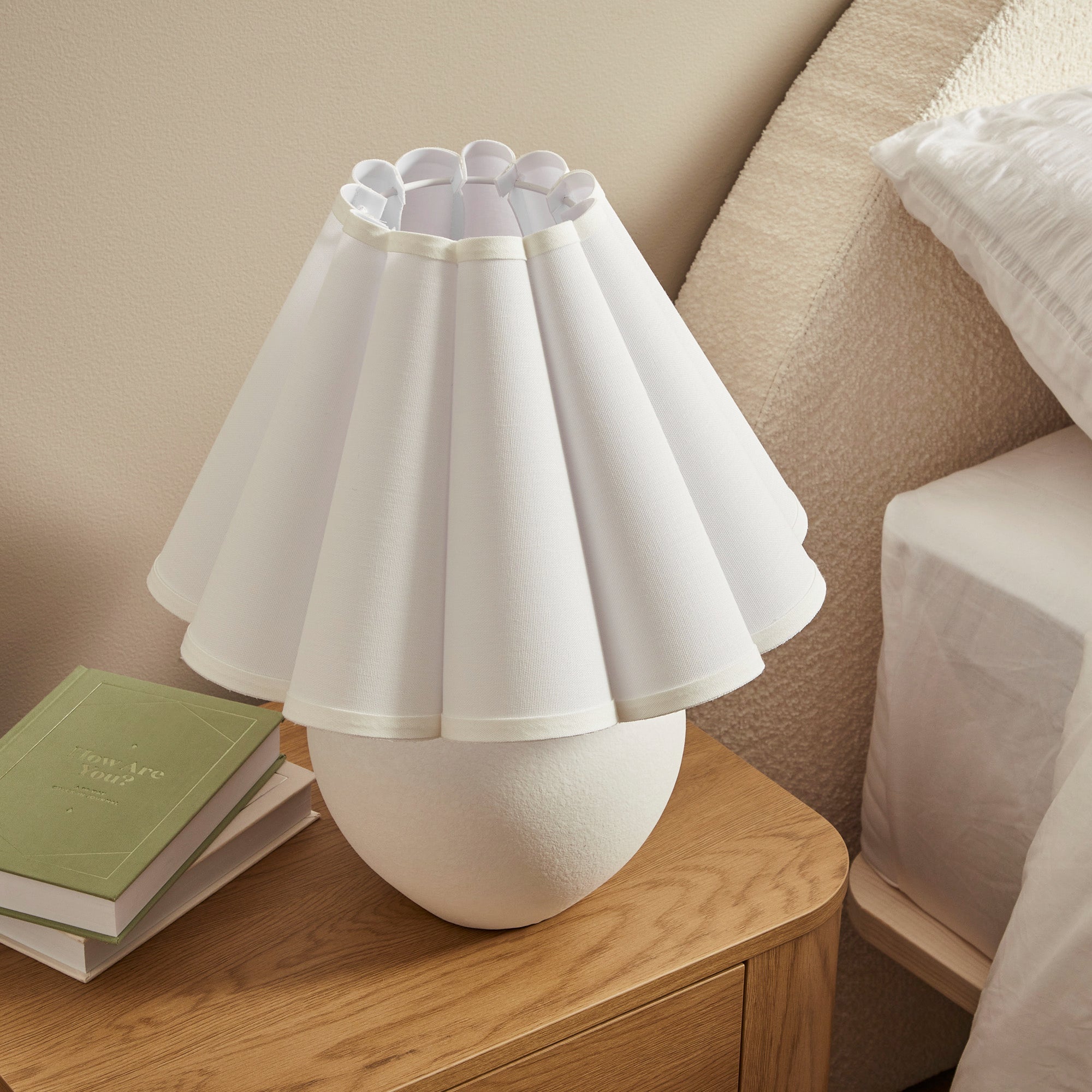 Amalie Table Lamp White