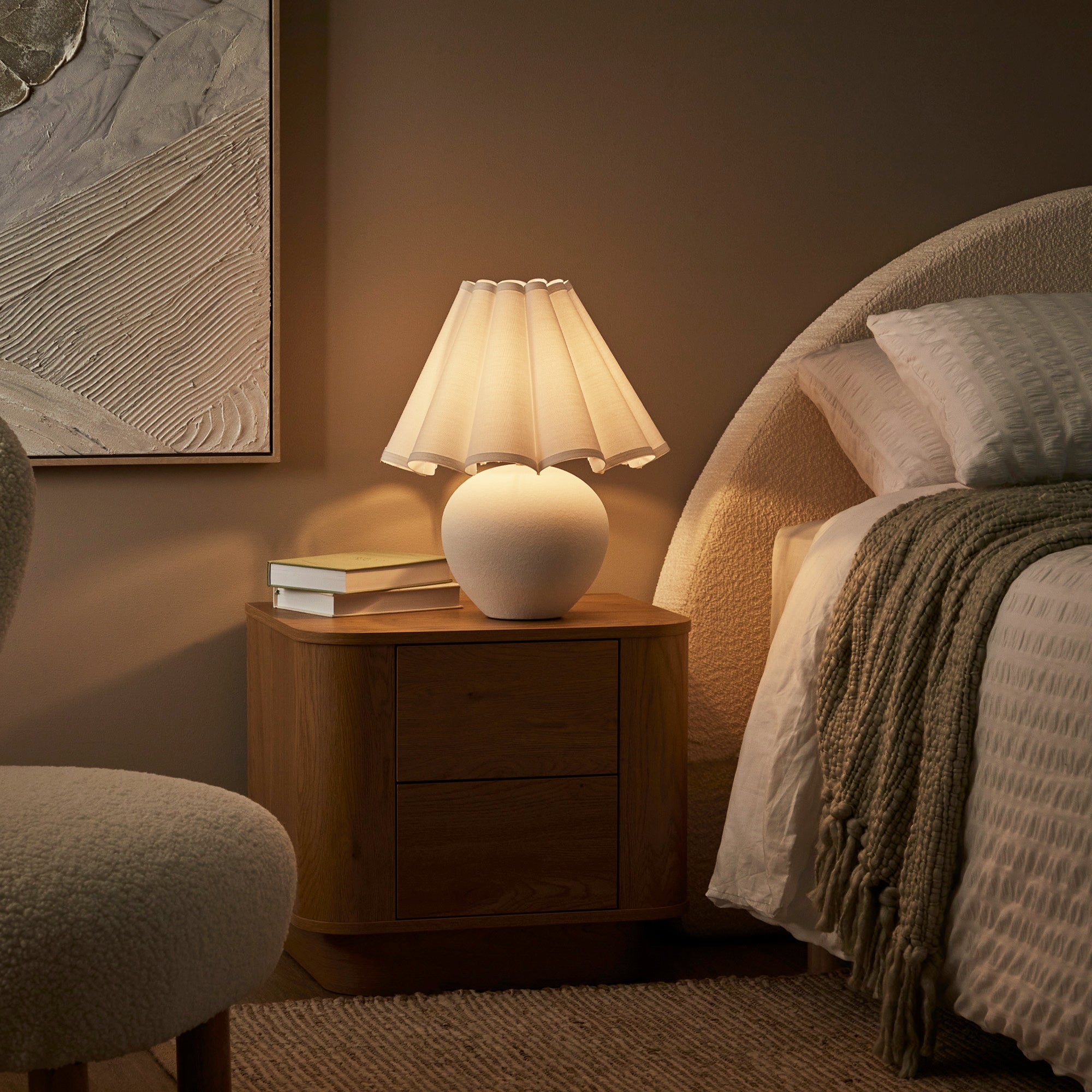 Amalie Table Lamp White