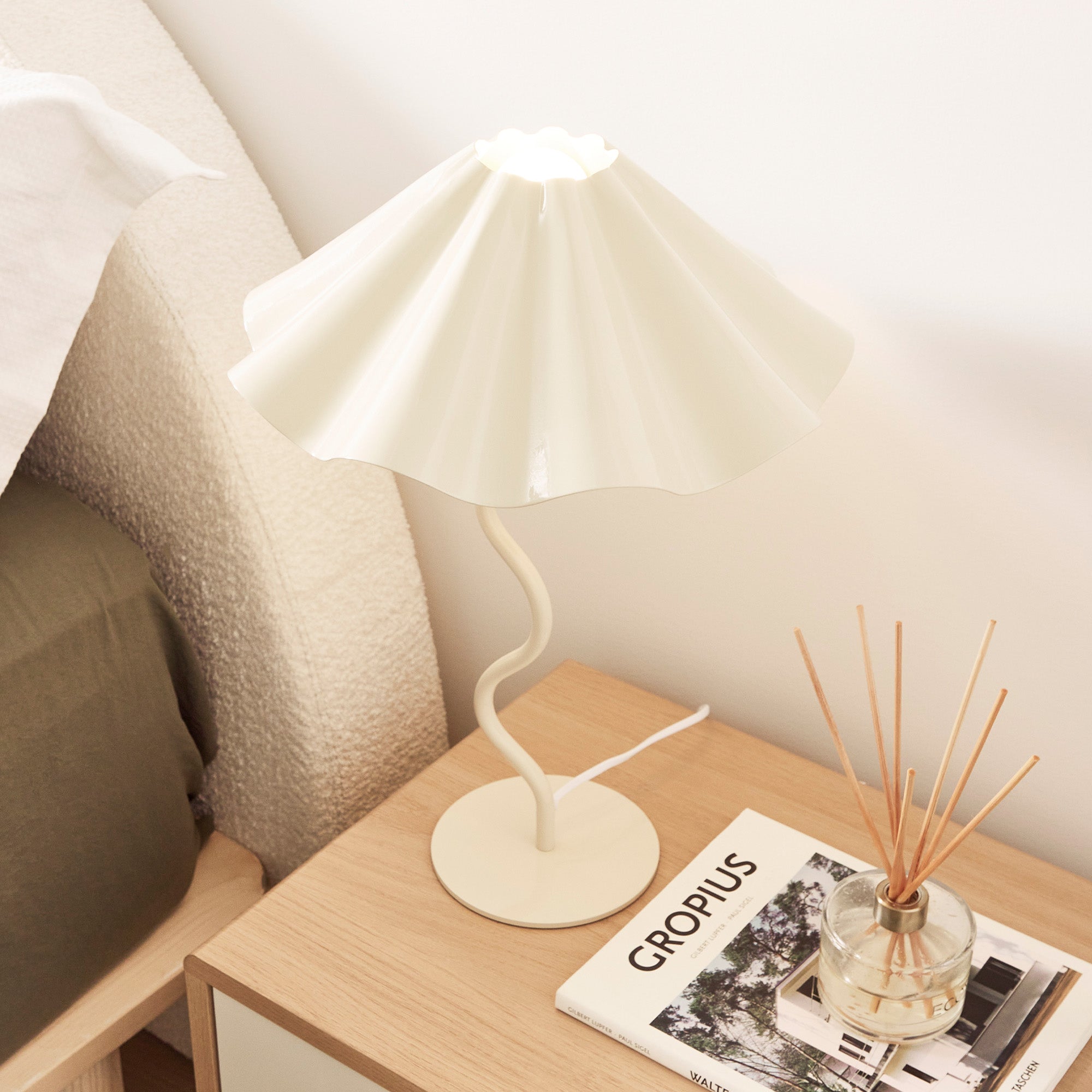 Lola Table Lamp Cloud