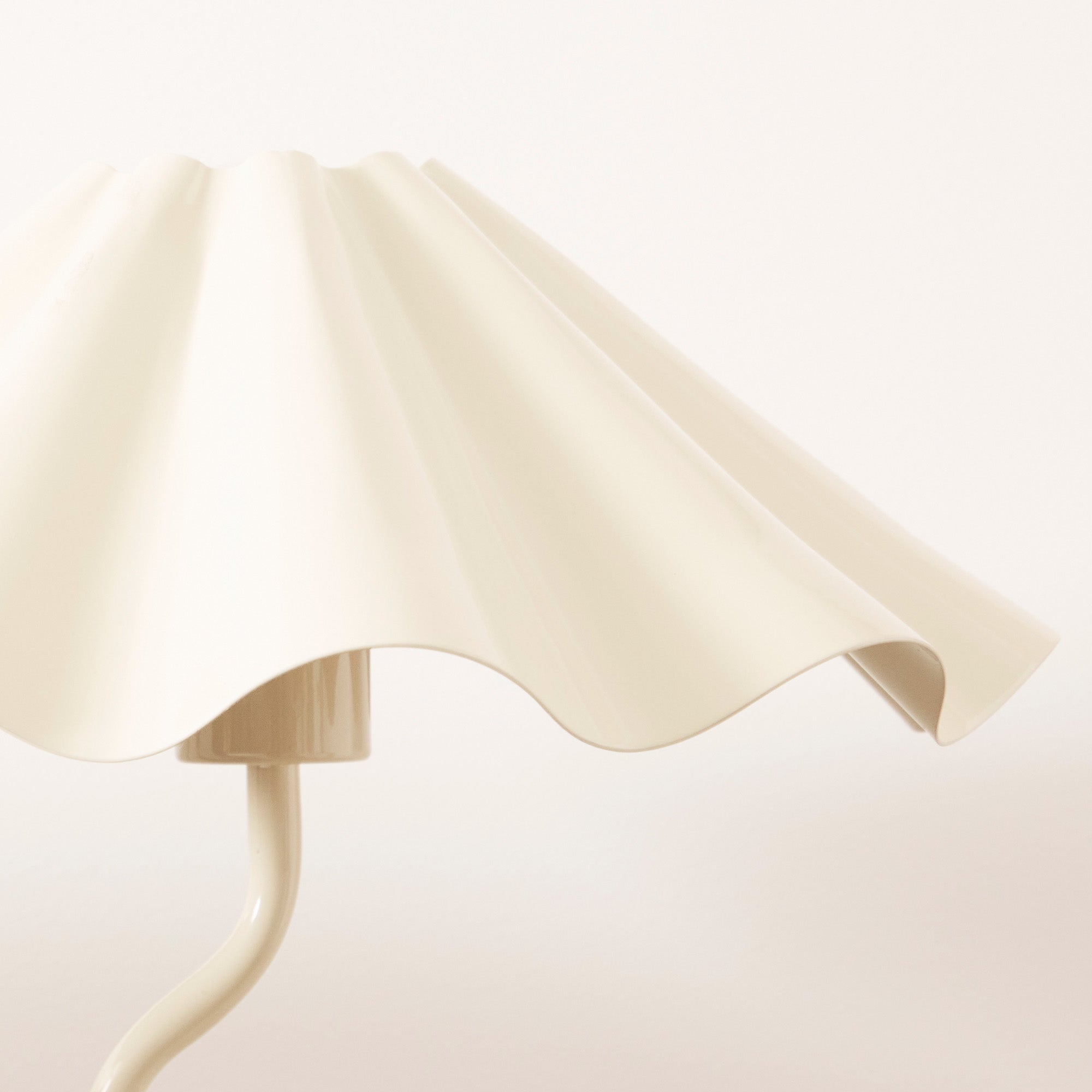 Lola Table Lamp Cloud