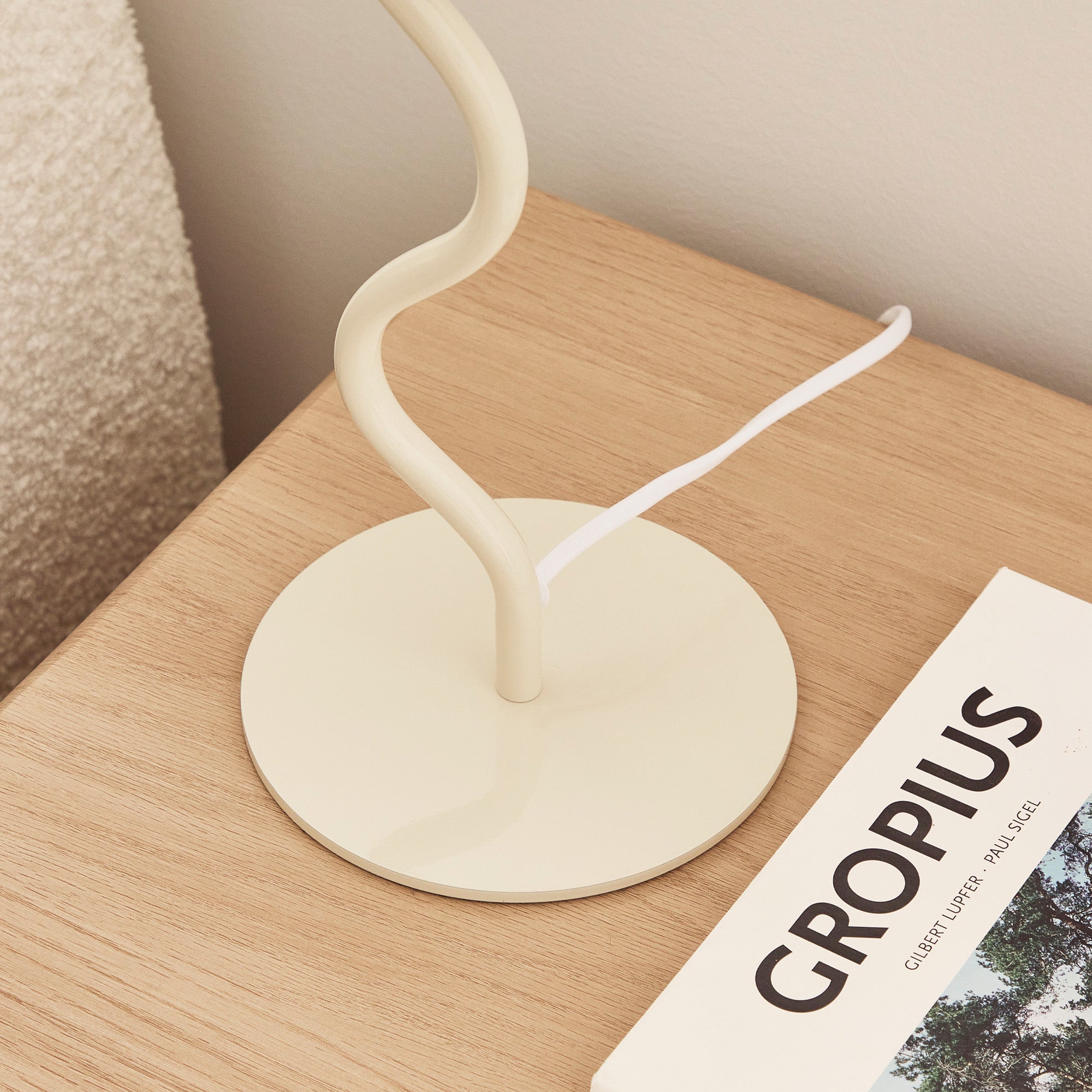 Lola Table Lamp Cloud
