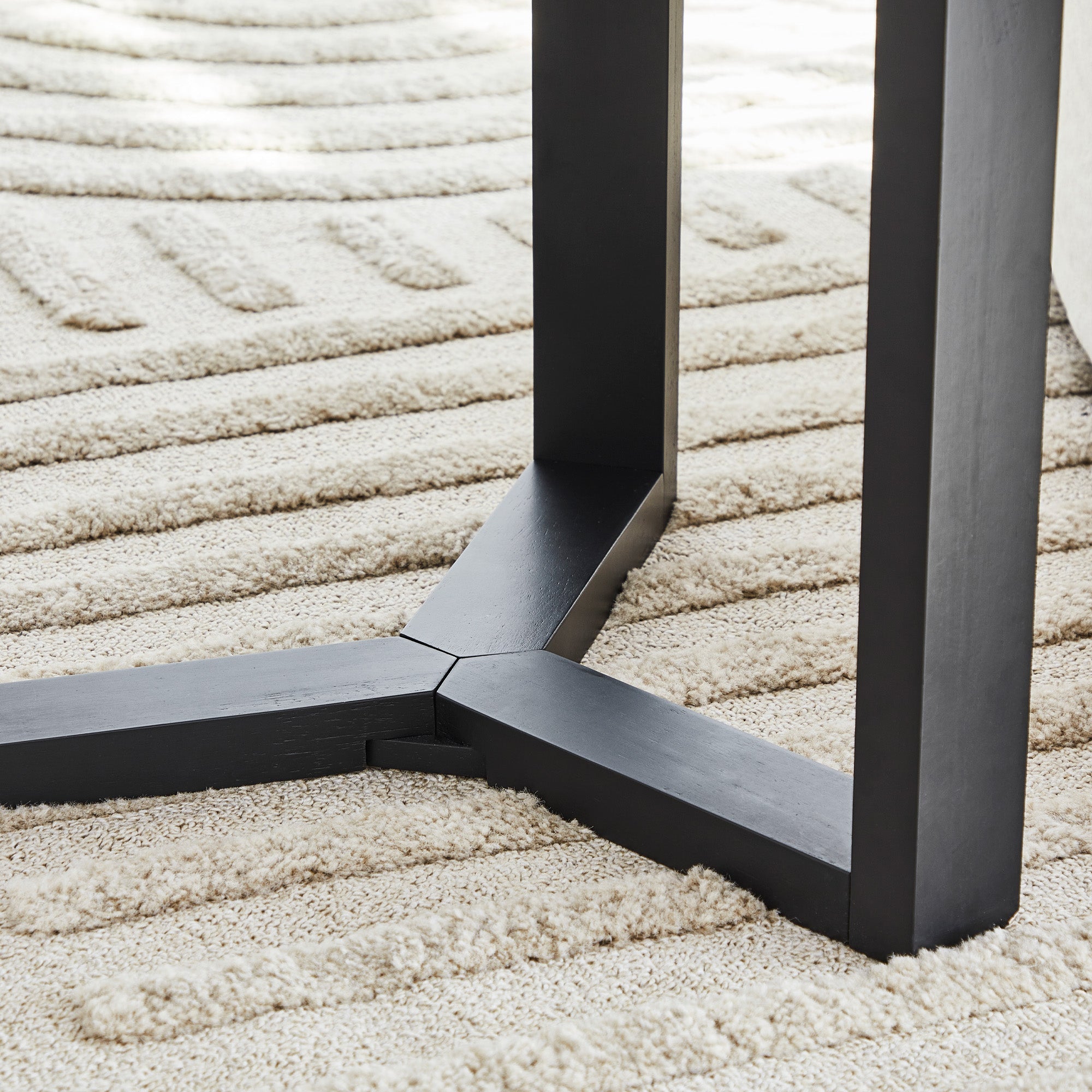 Sass Terrazzo Side Table Black