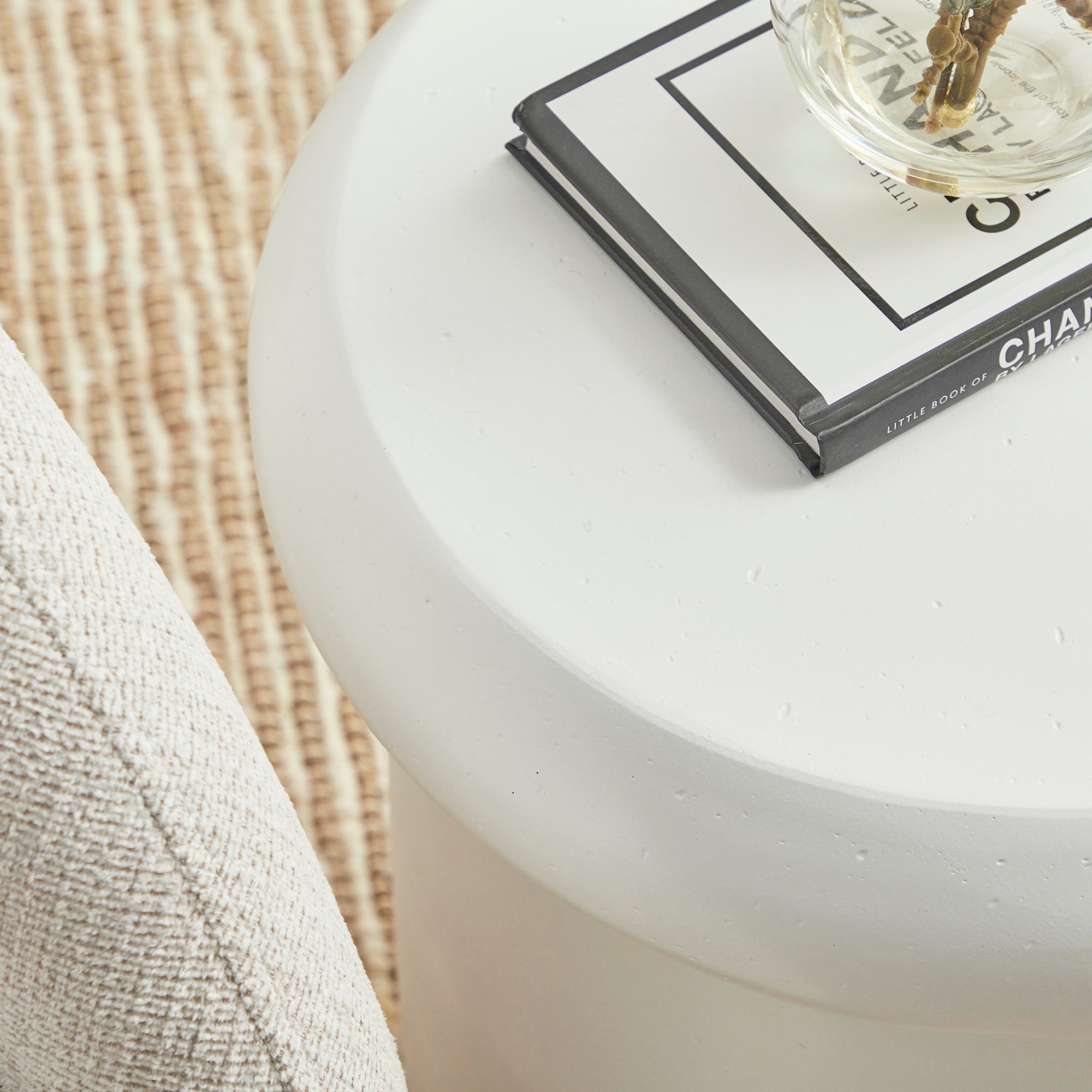 Luna 38cm MgO White Stool