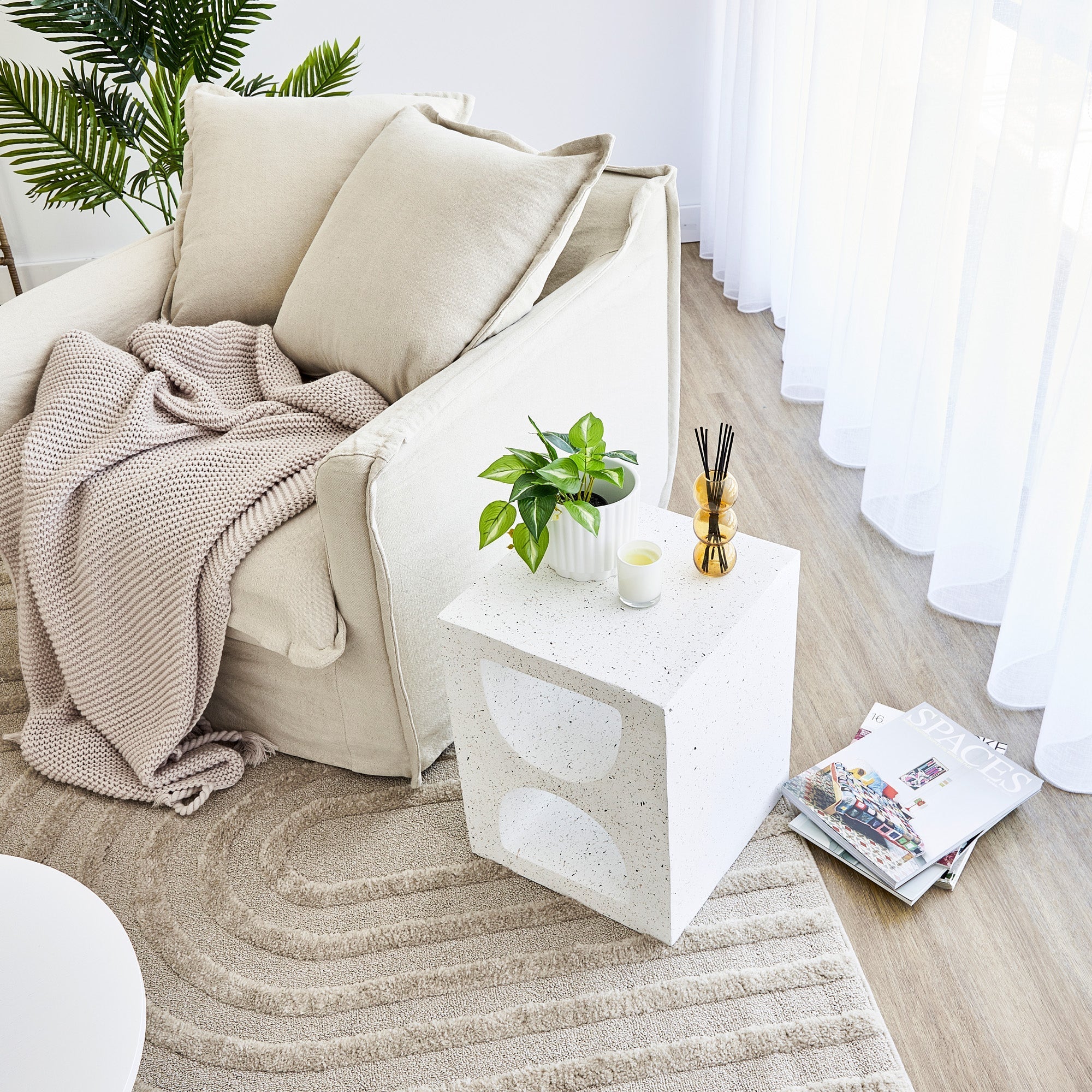 Brasilia MgO Side Table White