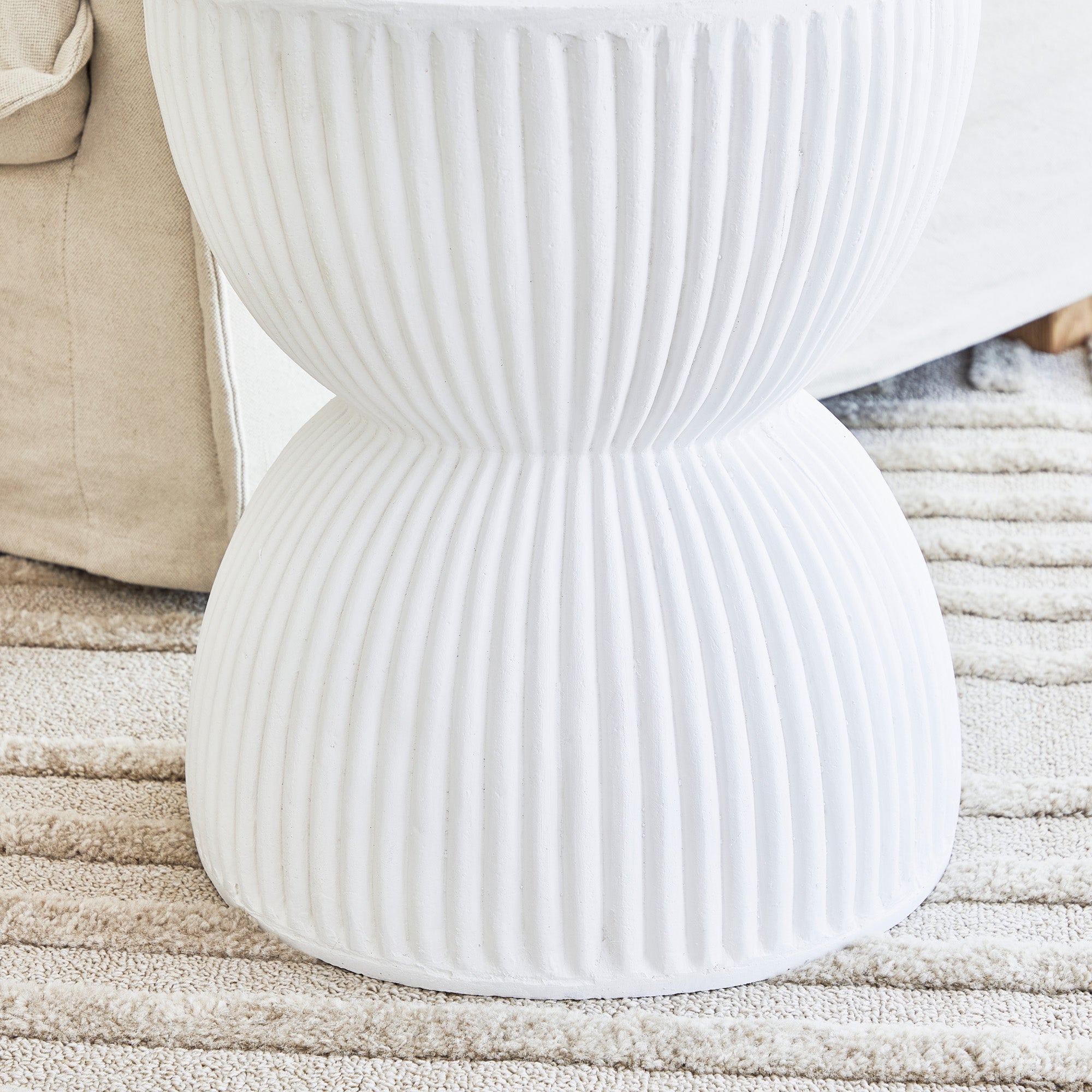 Saluzzo MgO Side Table White
