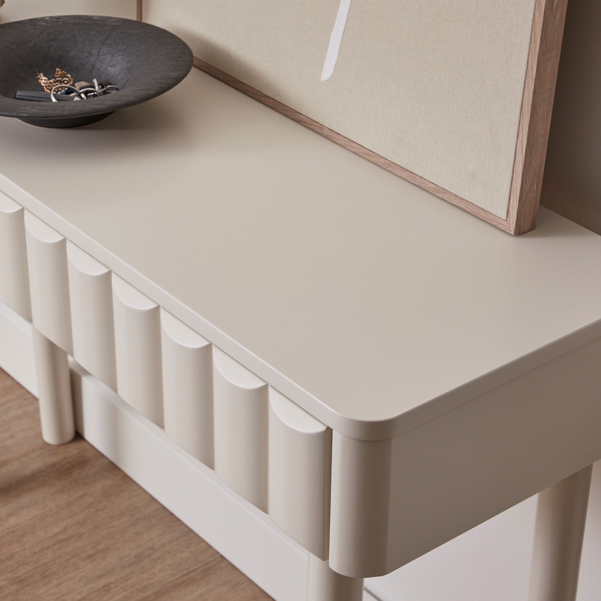 Cosette Console Table Off-White (113cm)