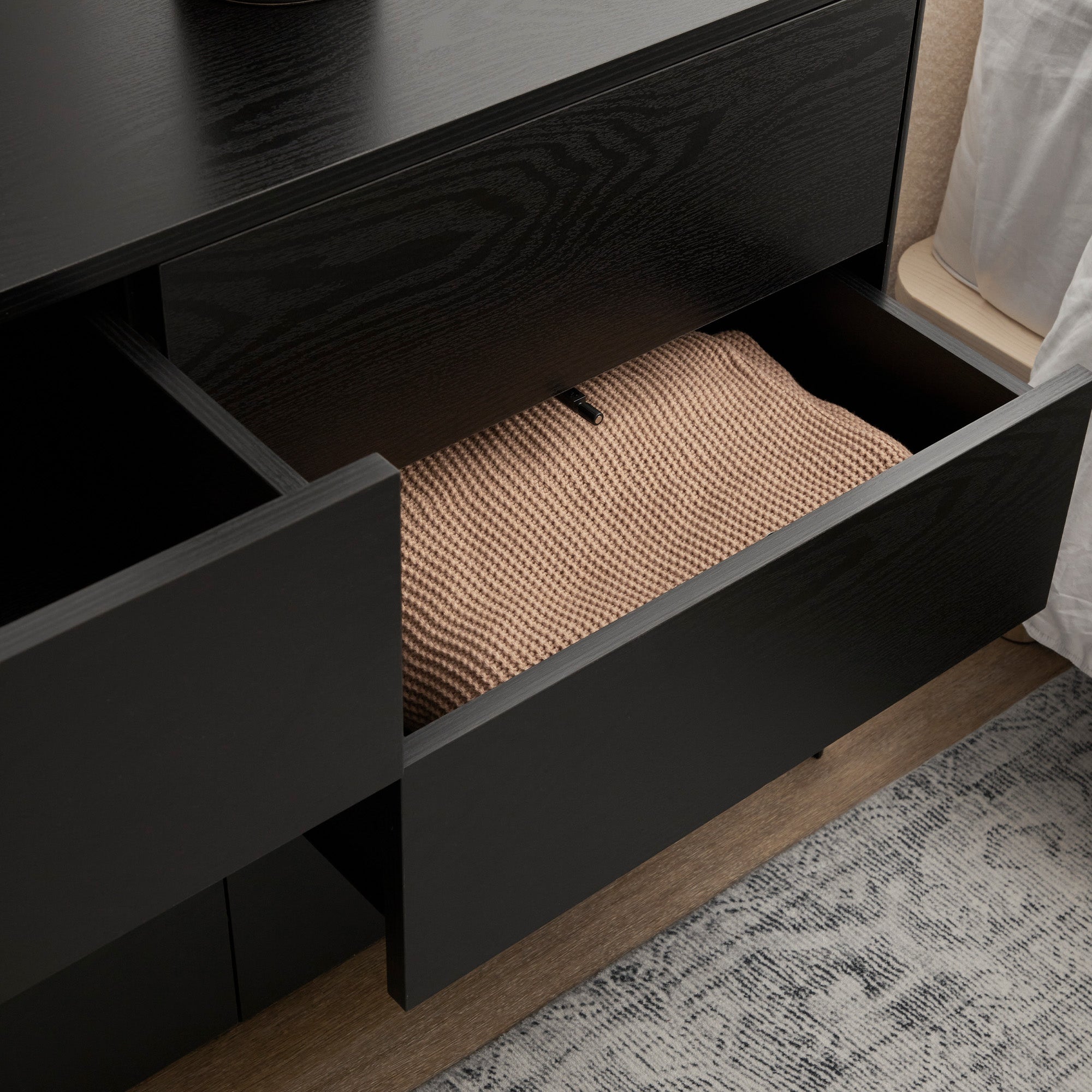 Oxford Chest of 6 Drawers Black