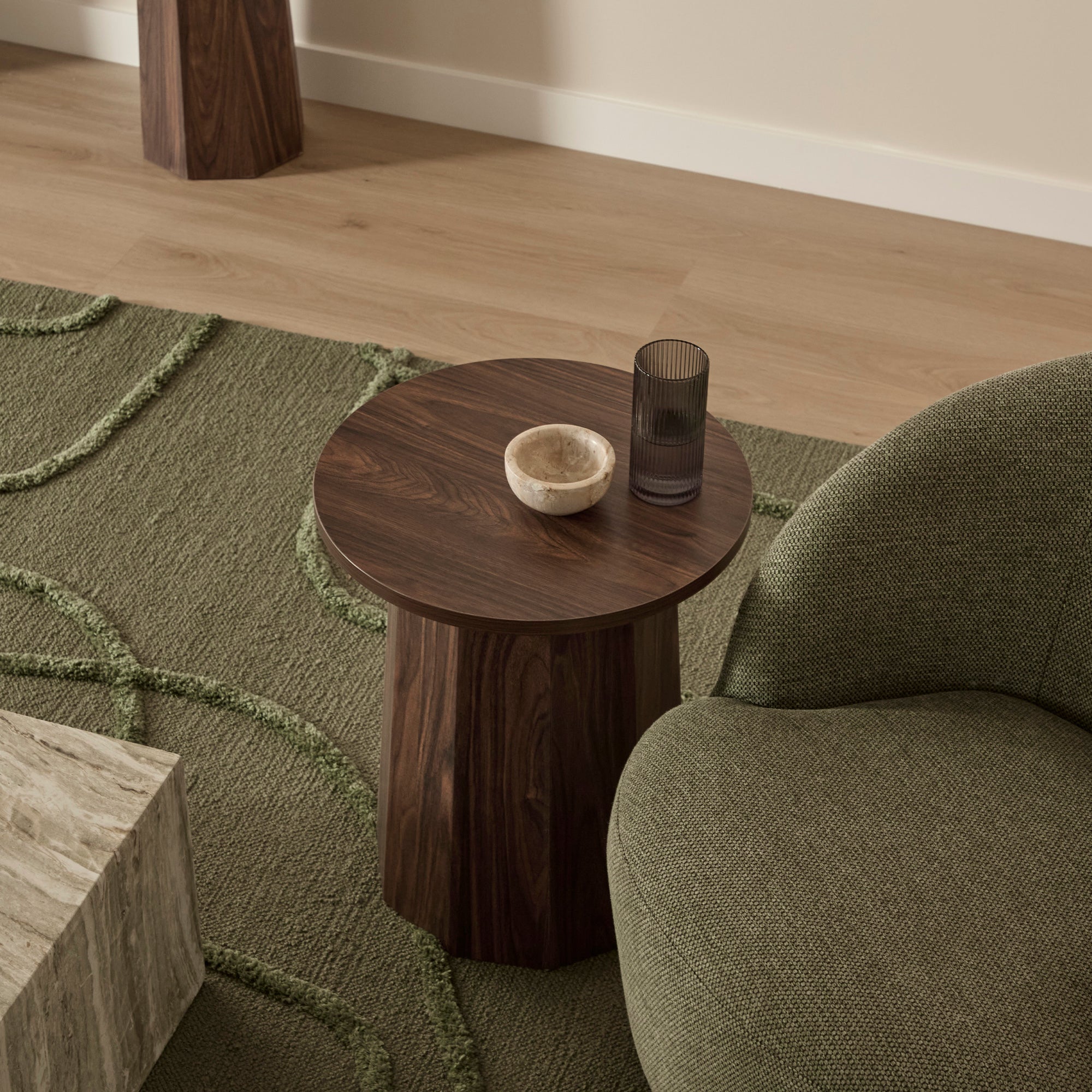 Roberto Side Table Walnut