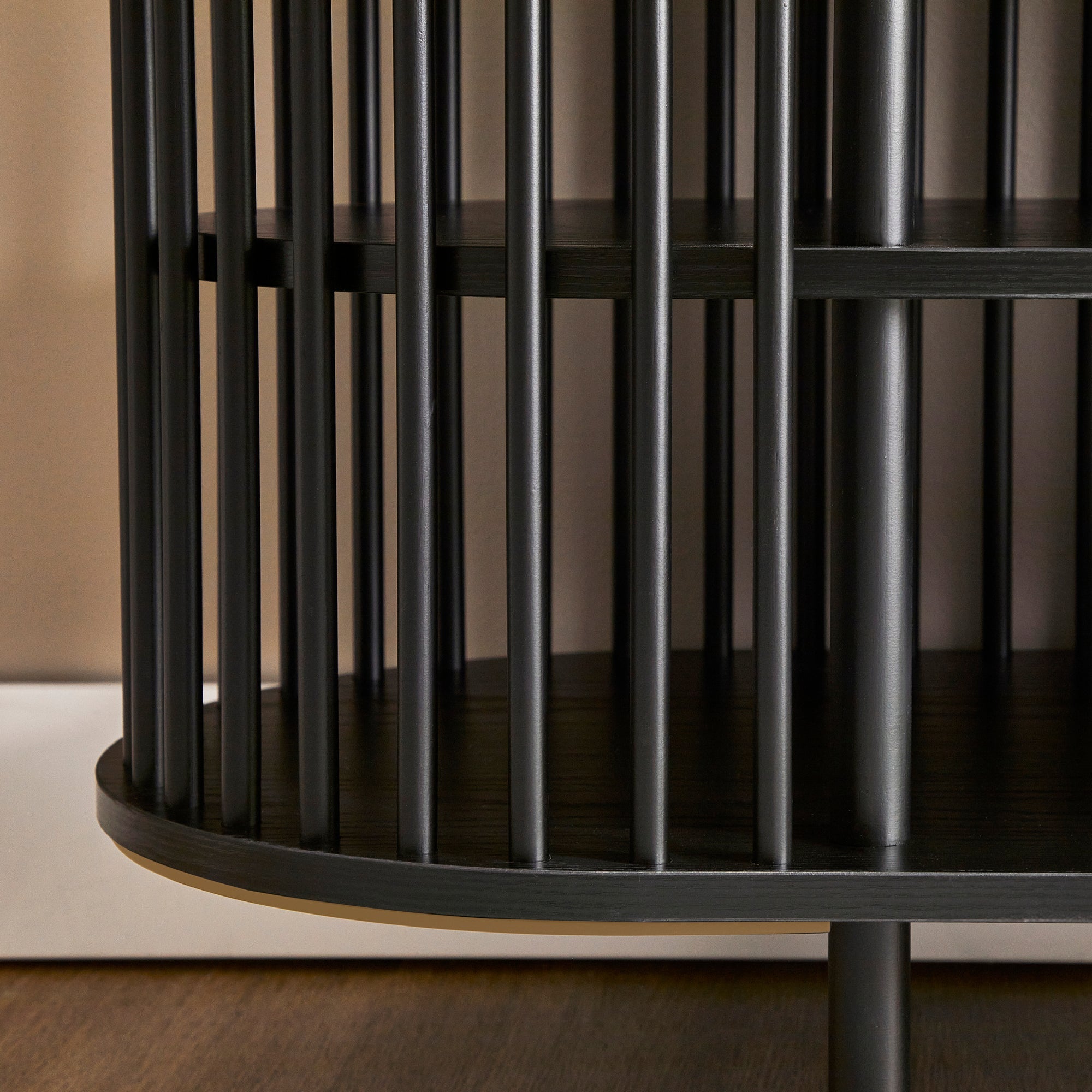 Halo Entertainment Unit Black (140cm)