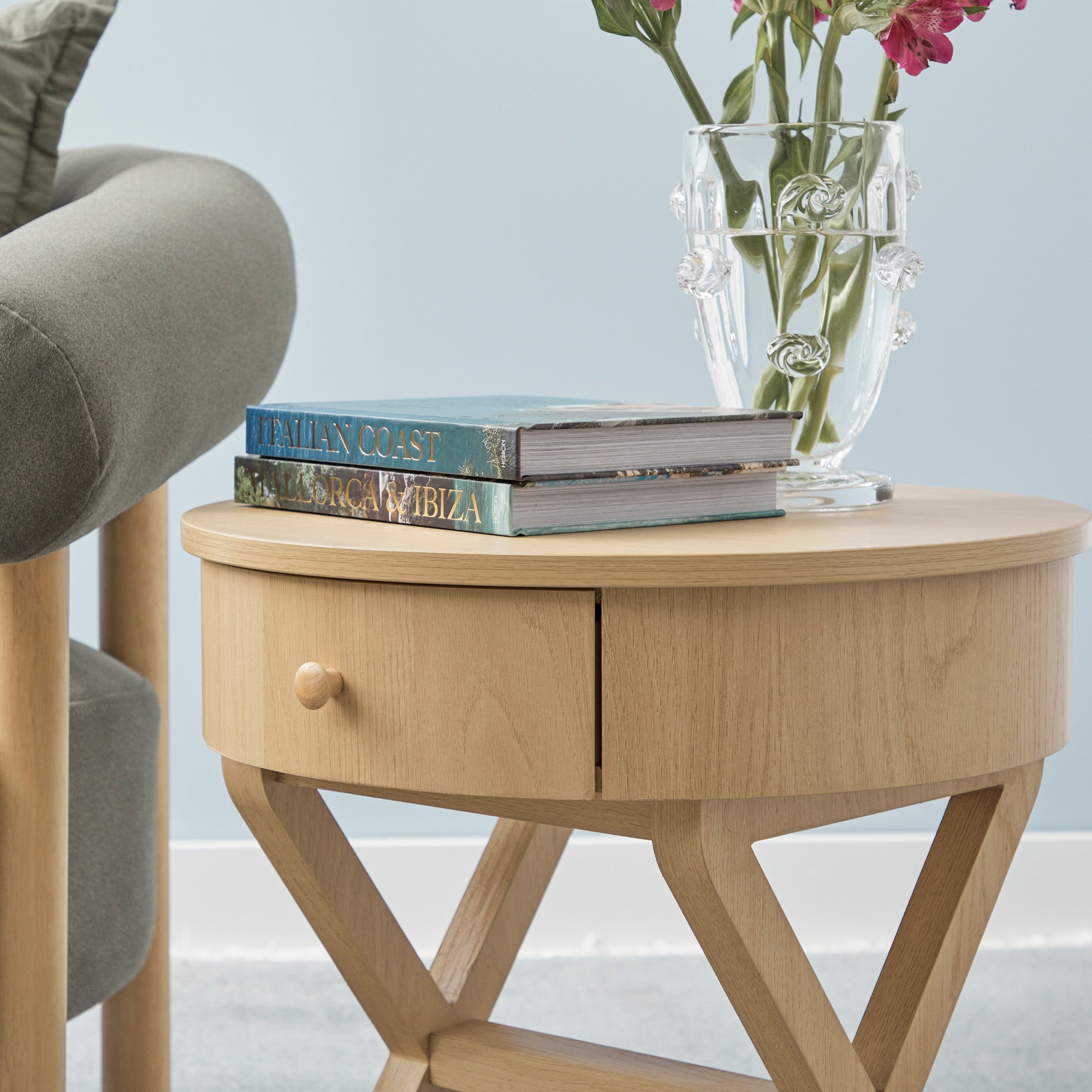 Lee Side Table Oak